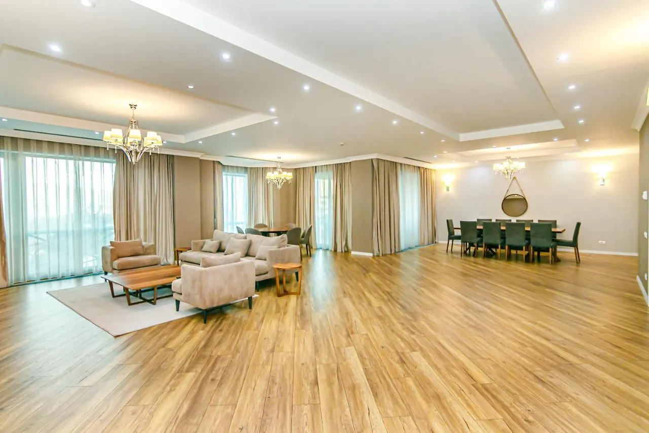 Baku Deniz Mall Family Hotel Apartment 5*,